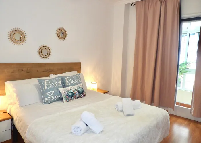 Gravina Beach Apartment 1